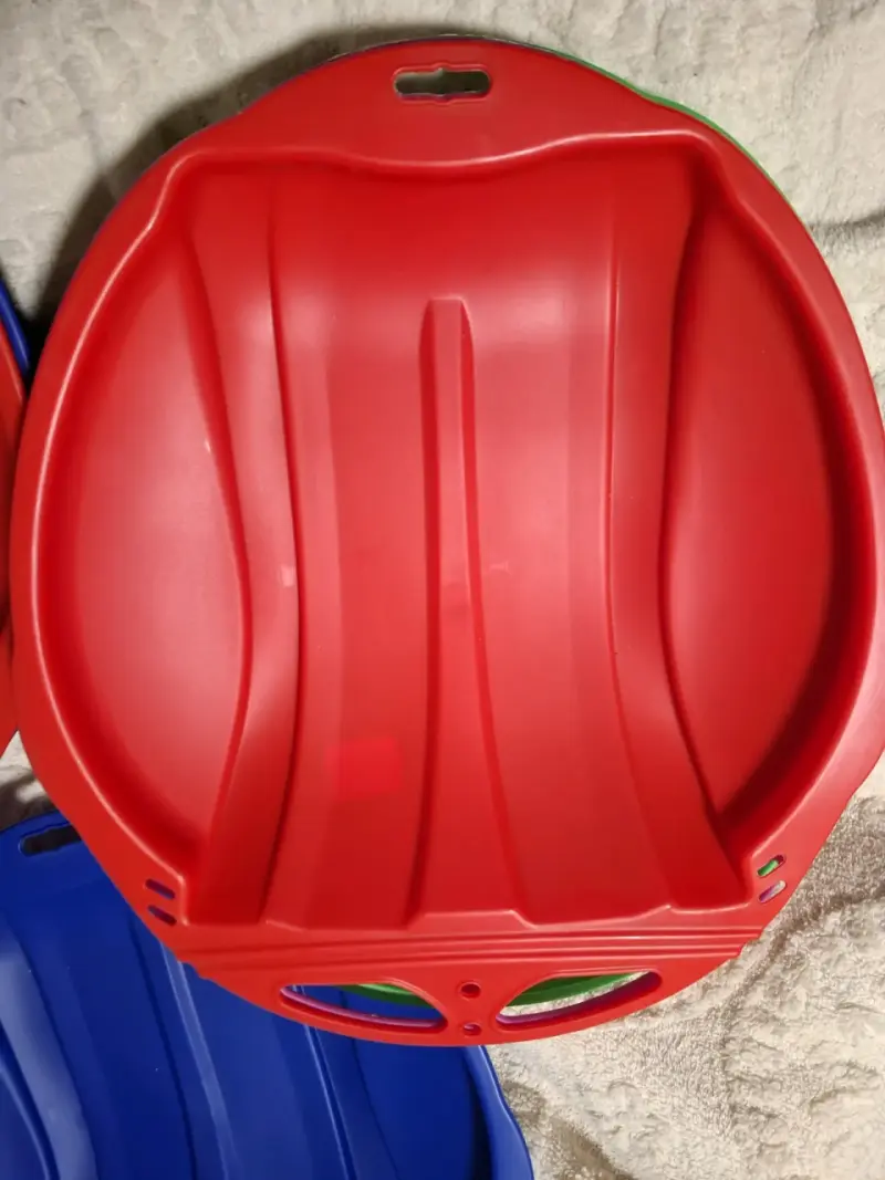 Trineo de plástico para nieve en varios colores - 3