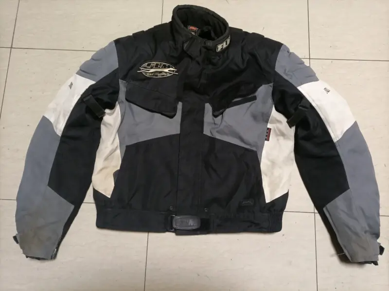 Chaqueta de moto FLM Greyhound negra y gris