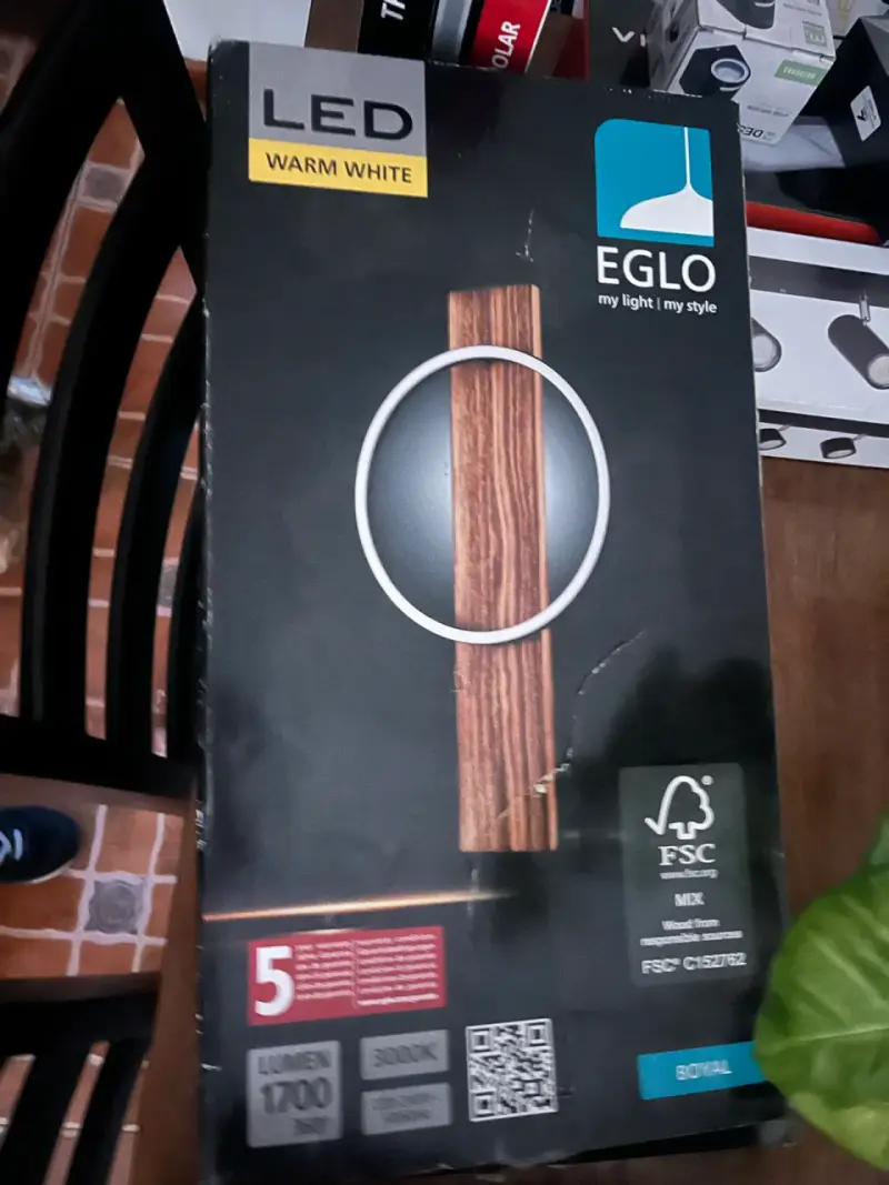 Lámpara LED de madera cálida Eglo
