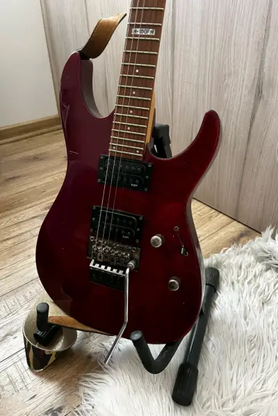 Guitarra eléctrica ESP LTD roja con puente Floyd Rose - miniatura 3