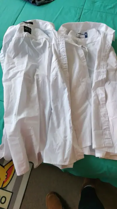 Camisas blancas para niños Maui y Hemis - miniatura 1