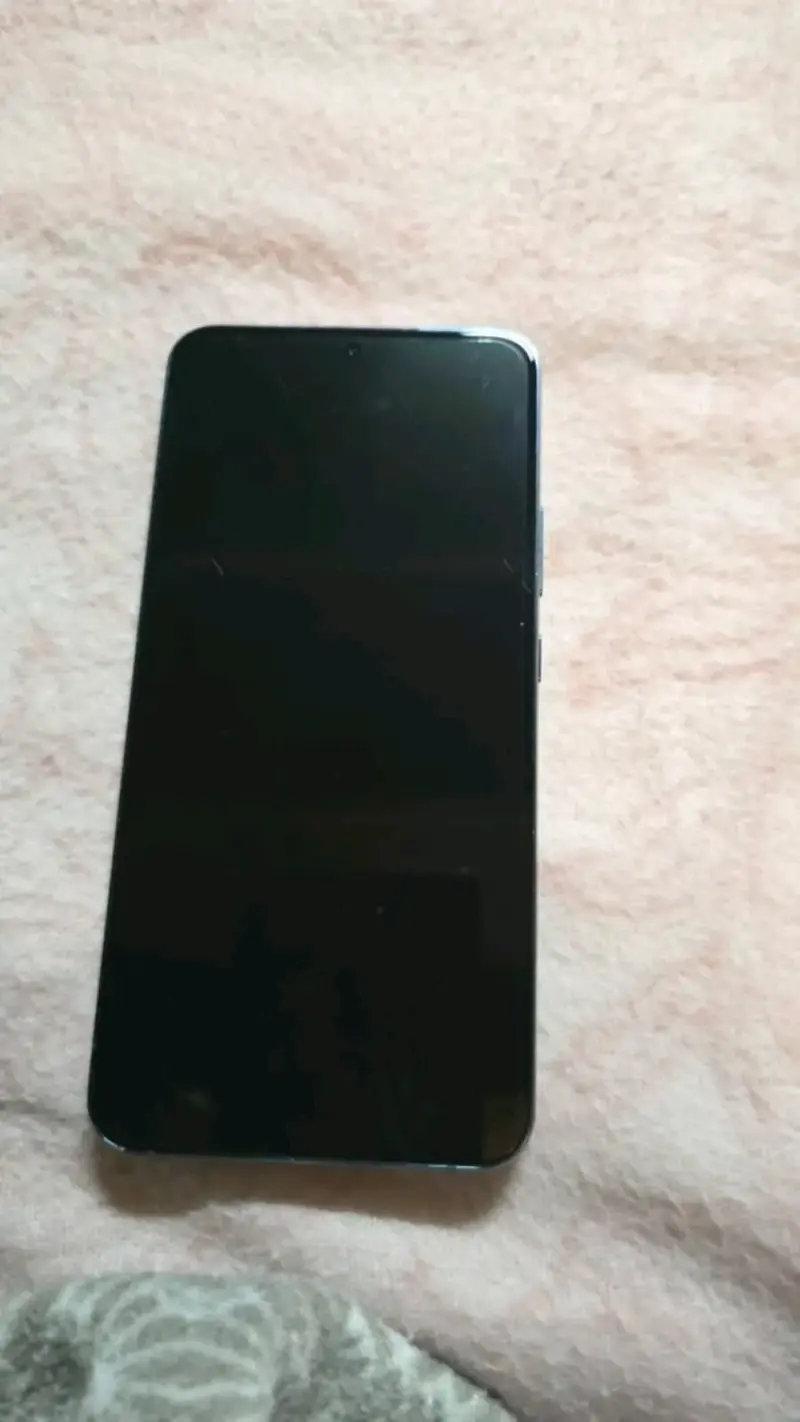 Smartphone Samsung s22 pluss buen estado - 1