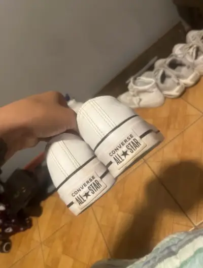 Zapatillas blancas Converse All Star sin cordones - miniatura 2