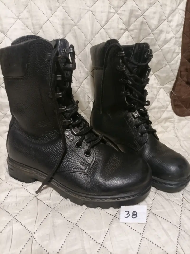Botas militares negras talla 42 -38-45- - 4