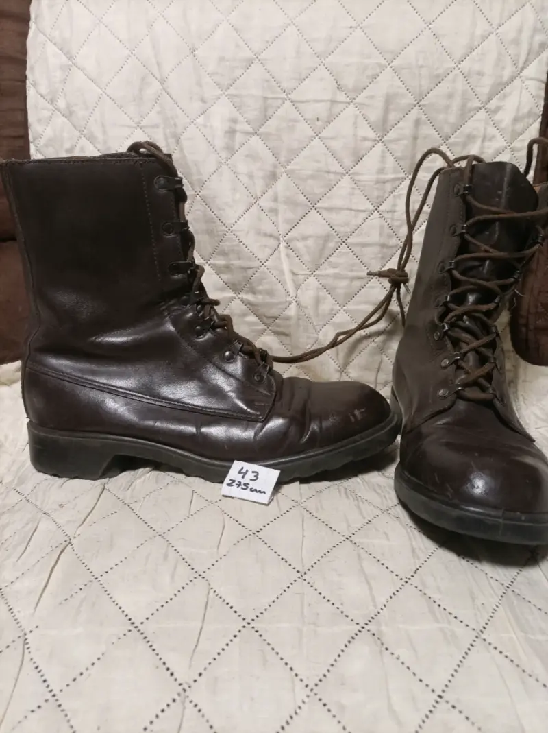 Botas de cuero marrón talla 41- 43-45 para hombre