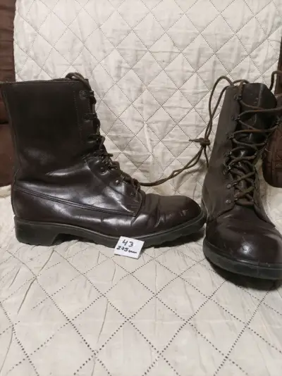 Botas de cuero marrón talla 41- 43-45 para hombre - miniatura 1