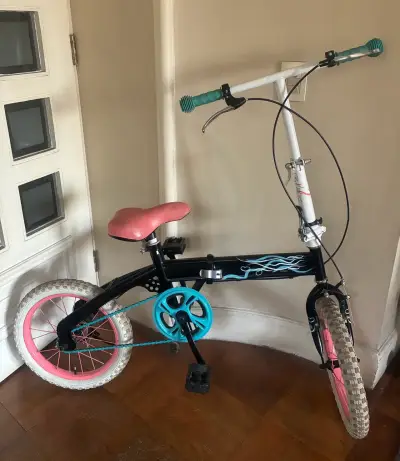 Bicicleta infantil BIA Disney, con diseño colorido - miniatura 1
