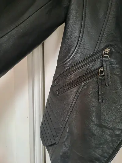 Chaqueta 100% cuero negra - miniatura 4