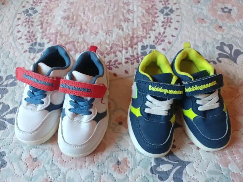 Zapatillas Bubblegummers para niños en azul y blanco - 3