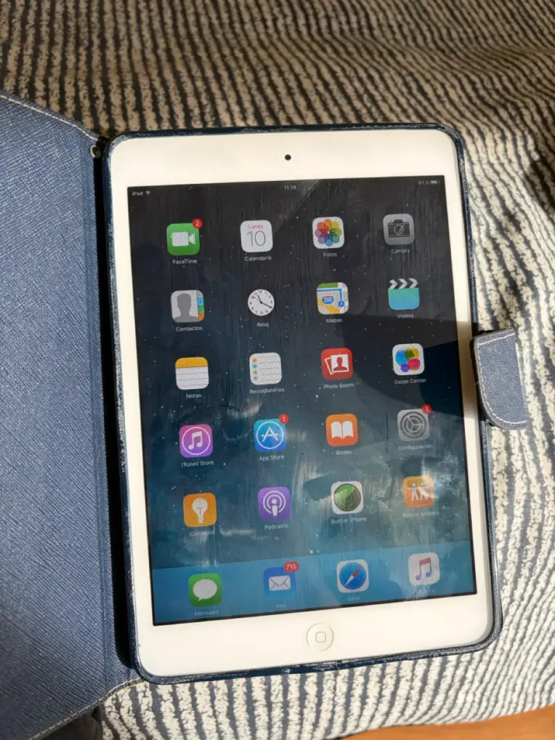 iPad Mini 16GB WiFi en buen estado - 3