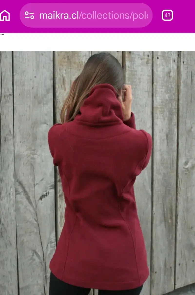 Polerón burdeo con cuello alto para mujer - 2
