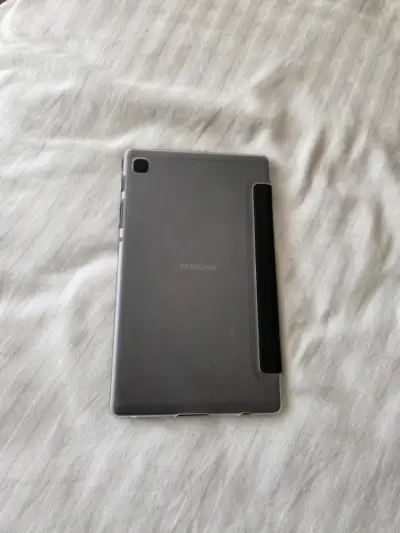 Tablet Samsung Galaxy Tab A7 Lite con funda - miniatura 3