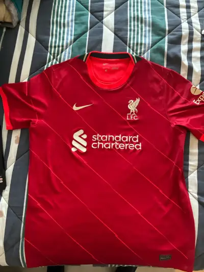 Camiseta Nike Liverpool FC roja original. - miniatura 1