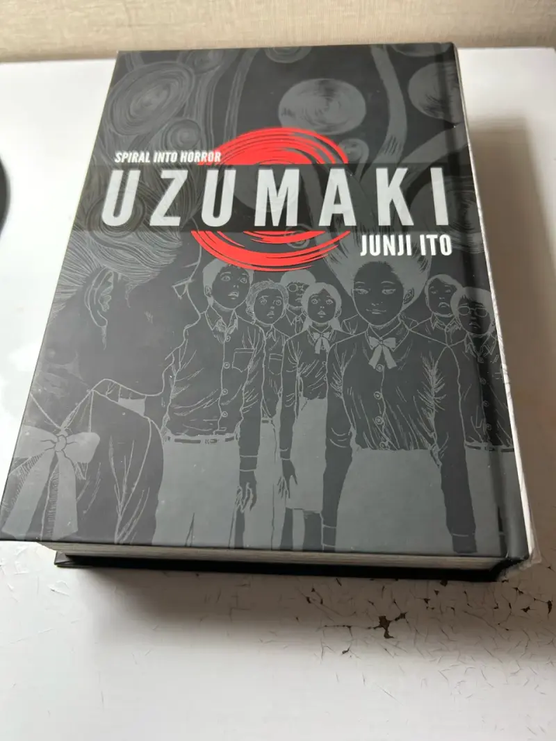 Manga Uzumaki de Junji Ito en buen estado