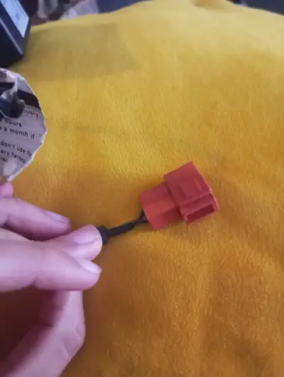 Cargador Auto / Moto Eléctrica Infantil 6V (Ficha - miniatura 3