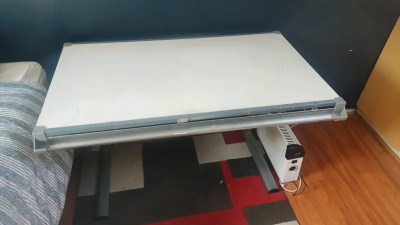 Mesa de Dibujo Inclinable - 2