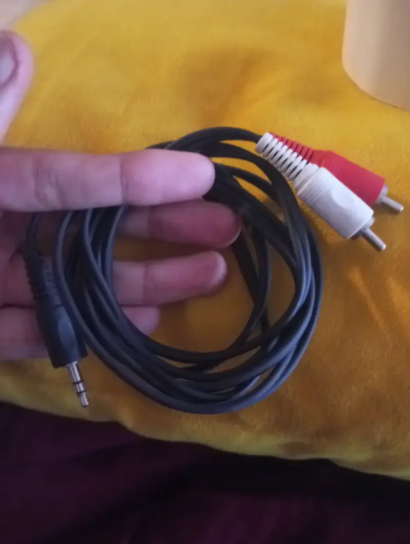 Cable de audio RCA a 3.5mm