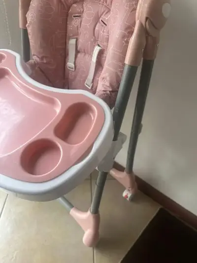 Silla de Comer Multiposiciones Rosada para Bebé - miniatura 1