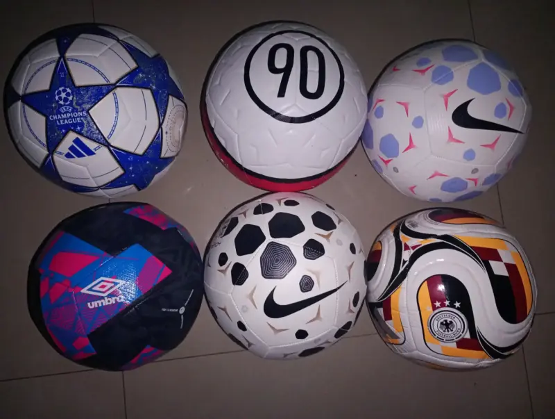 Set de pelotas de fútbol Adidas, Nike y Umbro
