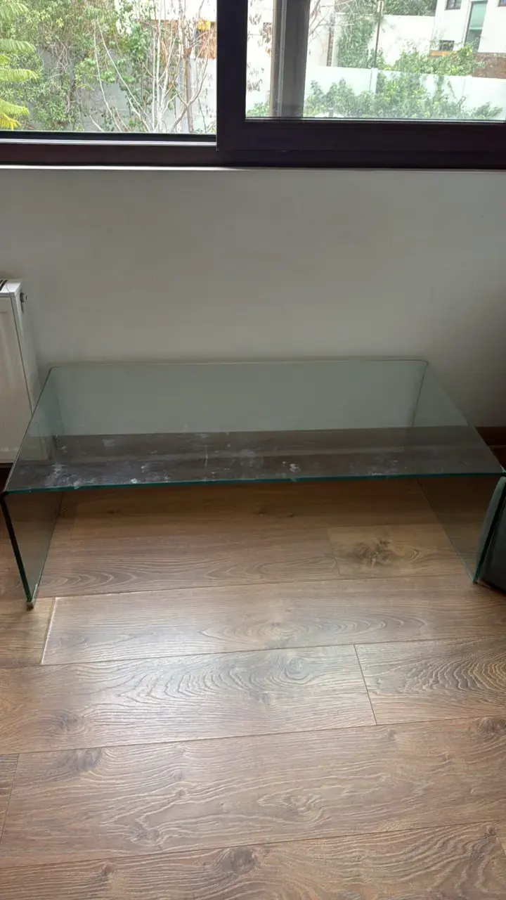 Mesa de centro de vidrio transparente moderna - 2