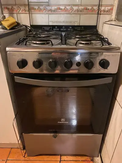 Cocina a gas Mademsa con horno - miniatura 1