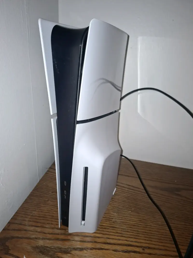 PS5 Slim Con Disco,2 juegos 1TB,2 mandos - 3