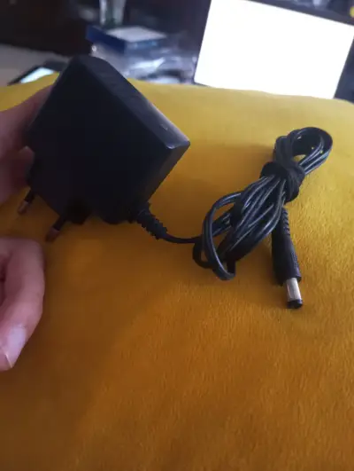 Cargador Batería 12V Total Tools TCLI12071 (Línea - miniatura 3