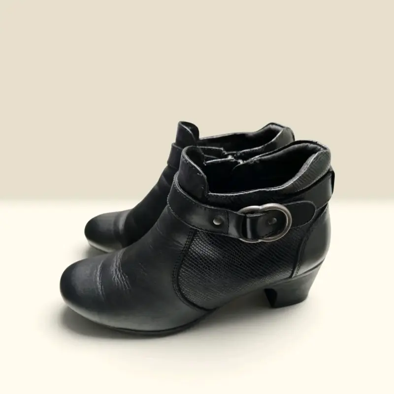 Botines de cuero negro con hebilla - 1