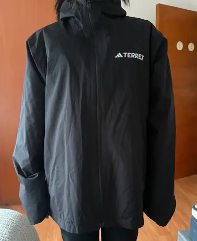 Chaqueta impermeable negra Adidas Terrex - miniatura 3