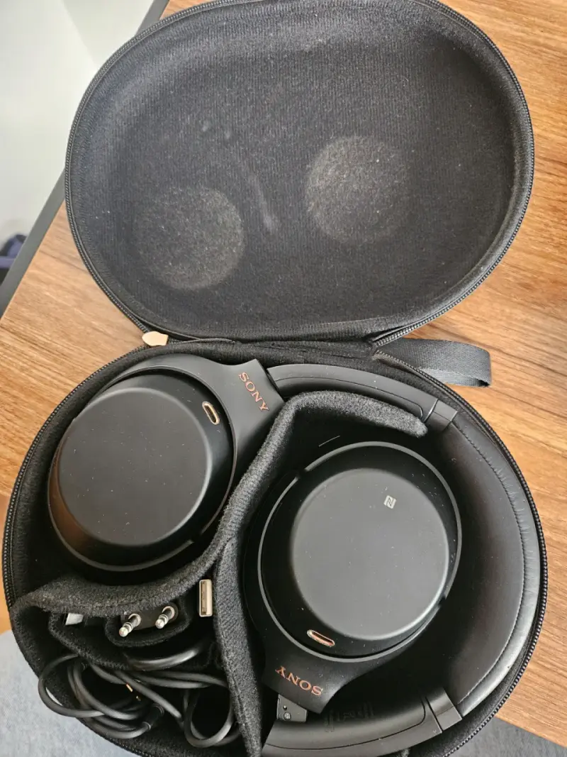 Sony WH 1000XM3 - 2