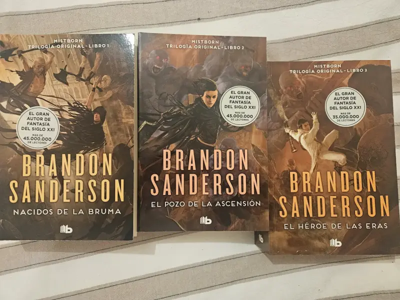Trilogía Nacidos de la Bruma de Brandon Sanderson - 2