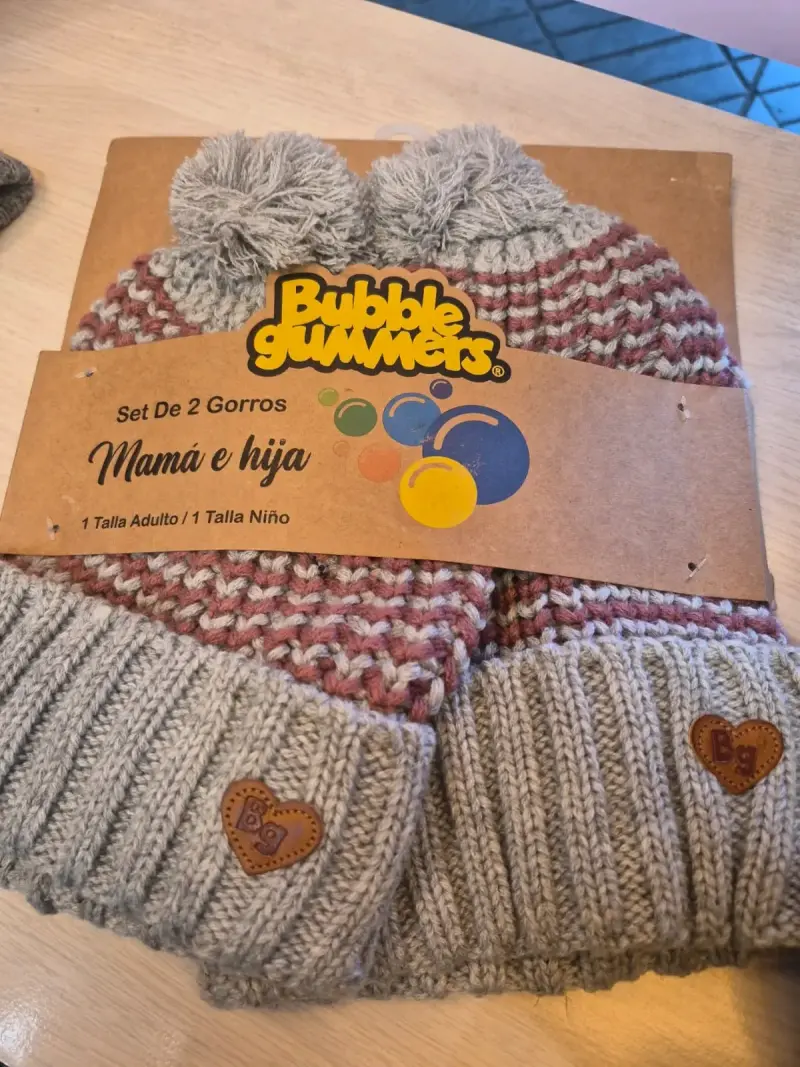 Set de gorro y guantes Bubble Gummers gris para invierno - 3