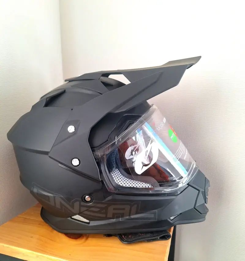 Casco de moto negro O'Neal Sierra - 1
