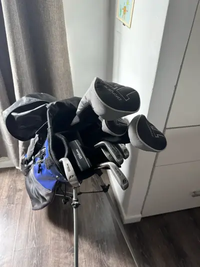 Set de palos de golf Wilson TPX 1200 con bolsa - miniatura 1
