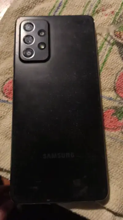 Smartphone Samsung Galaxy A52 en buen estado - miniatura 2