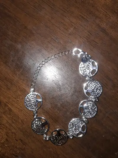 Pulsera de plata con diseño de árbol de la vida - miniatura 1