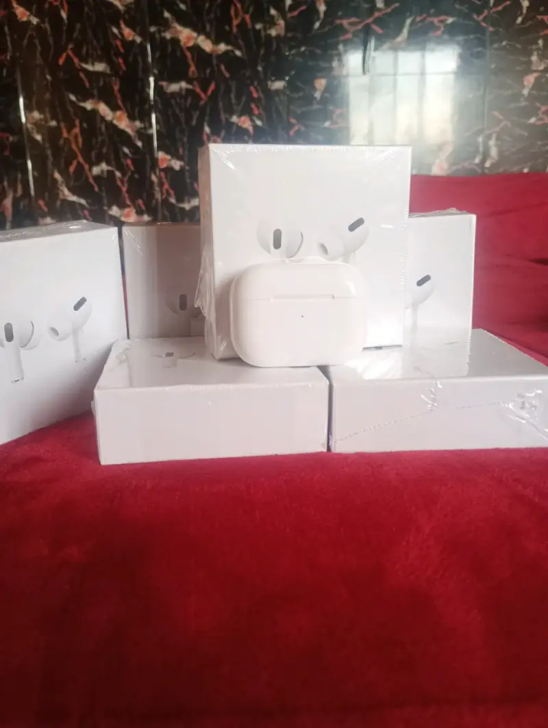 Auriculares inalámbricos con estuche de carga - 2