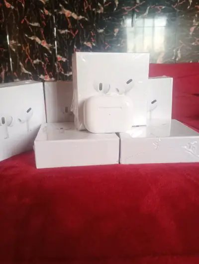 Auriculares inalámbricos con estuche de carga - miniatura 2