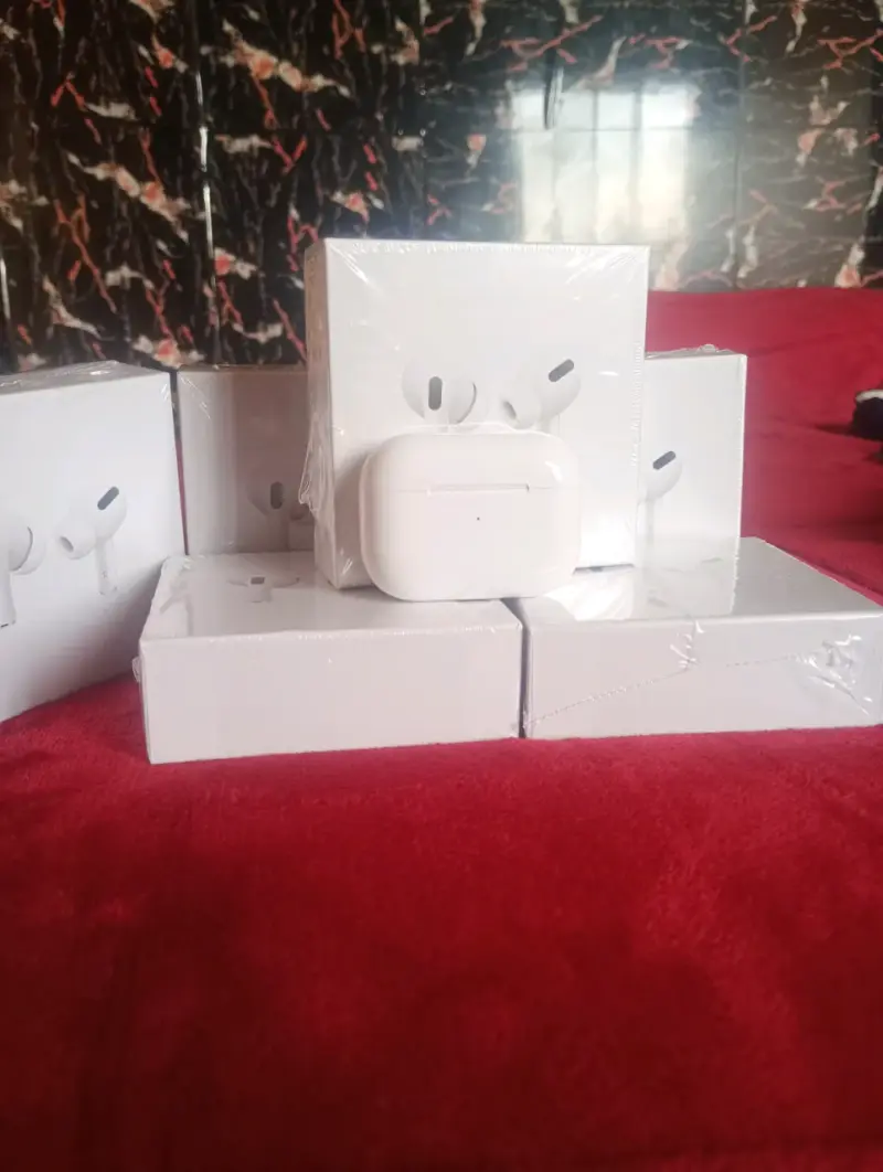 Auriculares inalámbricos con estuche de carga - 4