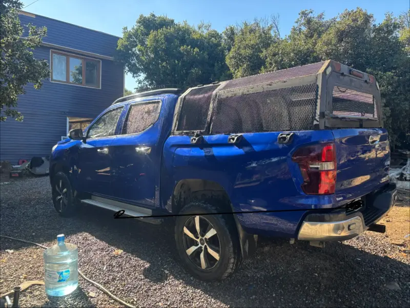 Camioneta Changan azul en buen estado - 3
