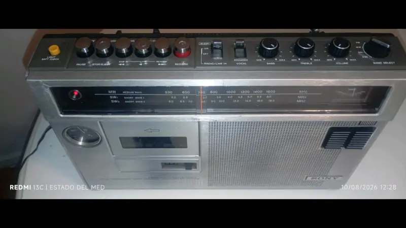 Radio cassette vintage Sony CF-470S - 1