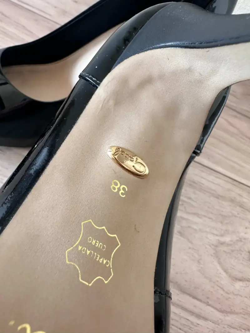 Zapatos de tacón abiertos negros con tachas Gael - 2