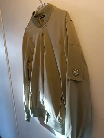 Chaqueta Bomber Verde Oliva Zara - miniatura 1