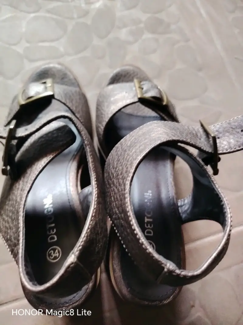 Sandalias de cuero marrón con hebilla n° 35-36 - 2