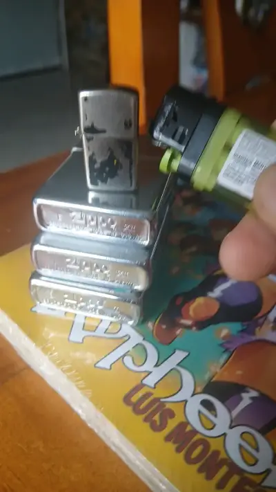 Encendedores Zippo de colección metálicos - miniatura 3