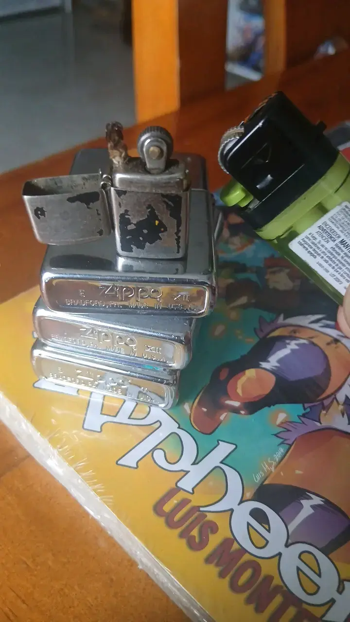Encendedores Zippo de colección metálicos - 4