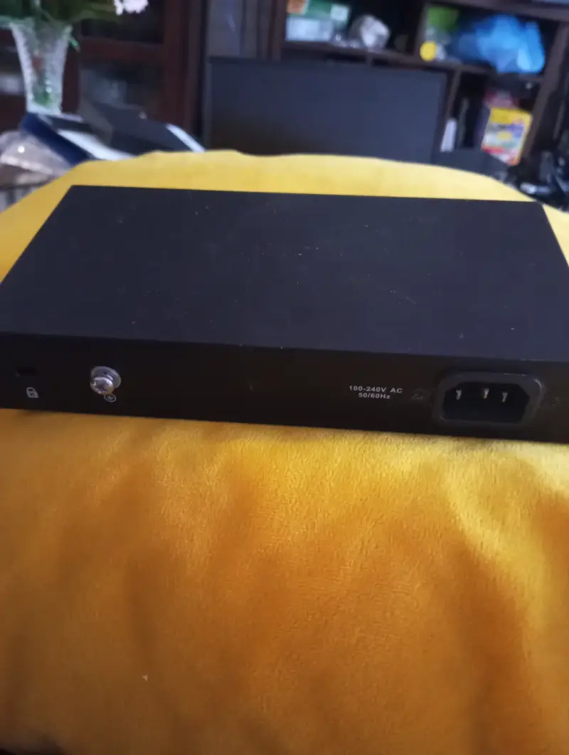 Switch Ethernet Dahua 8 Puertos PoE - 2