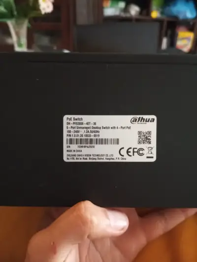 Switch Ethernet Dahua 8 Puertos PoE - miniatura 3