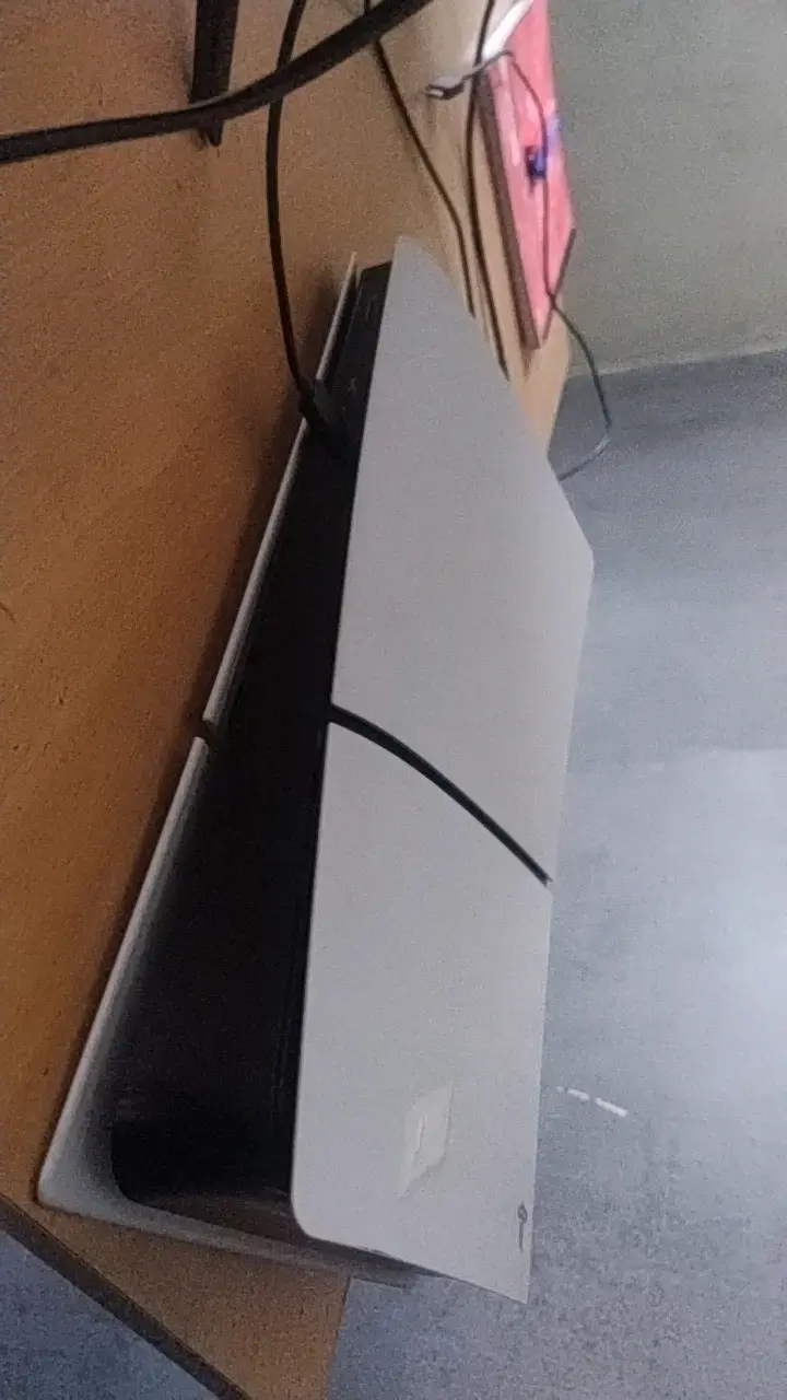 Consola PlayStation 5 en buen estado - 2