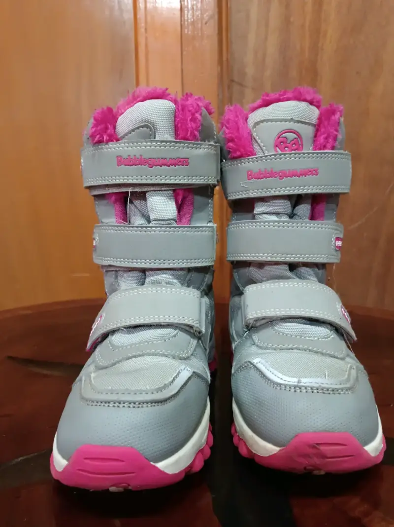 Botas de invierno para niños Bubblegummers grises y rosadas - 2